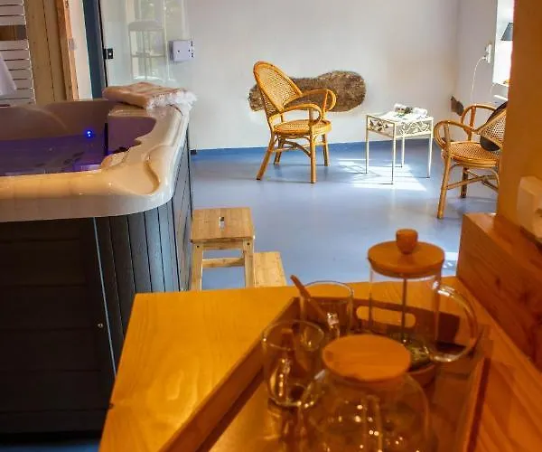 Couette-café D'hôtes Puech Noly 3*